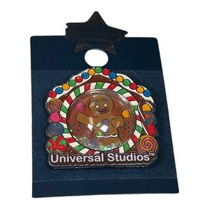 Universal Studios Shrek 4-D Gingerbread Man Holiday Glitter Pin